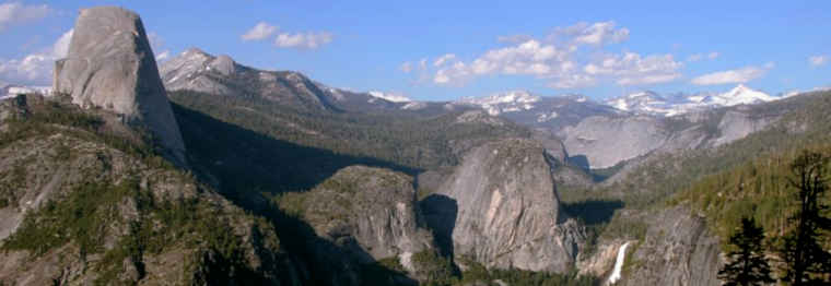 Click to see a larger version Looking up Yosemite Valley from the west