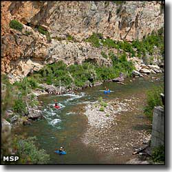 Sluice Boxes State Park: A view of kayakers on Belt Creek Kayakers on Belt Creek in Sluice Boxes State Park
