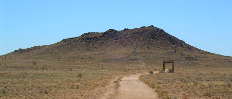 Petroglyph National Monument: One of the volcanic vents A volcanic vent at Petroglyph National Monument