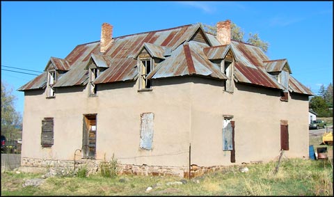 Former boardinghouse in Wagon Mound