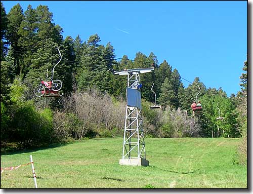 Sandia Peak Ski Area: The ski lift in summer Using the ski lift in the summer