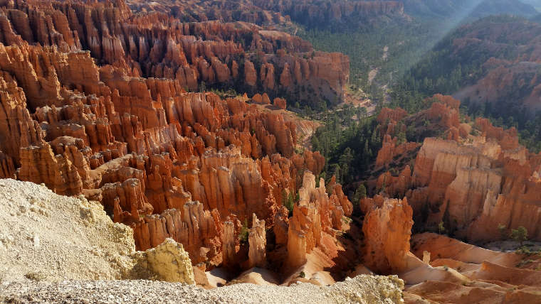Looking down from Bryce Point