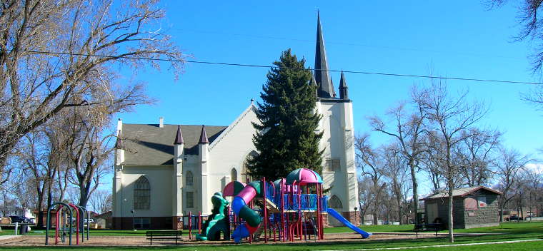 Wellsville, UT: The Wellsville Tabernacle The Wellsville Tabernacle