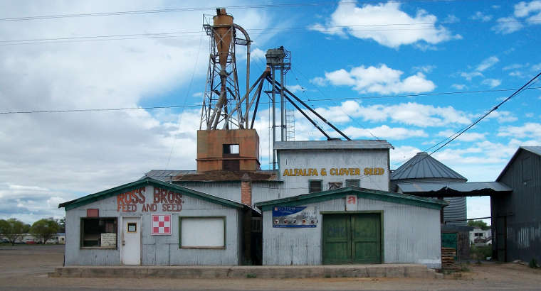 Myton, UT: An agricultural supply shop in Myton Agricultural supplies