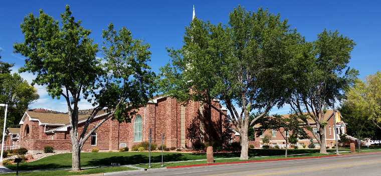 Kanab, UT: An LDS Church in the town plaza A church in the plaza in Kanab