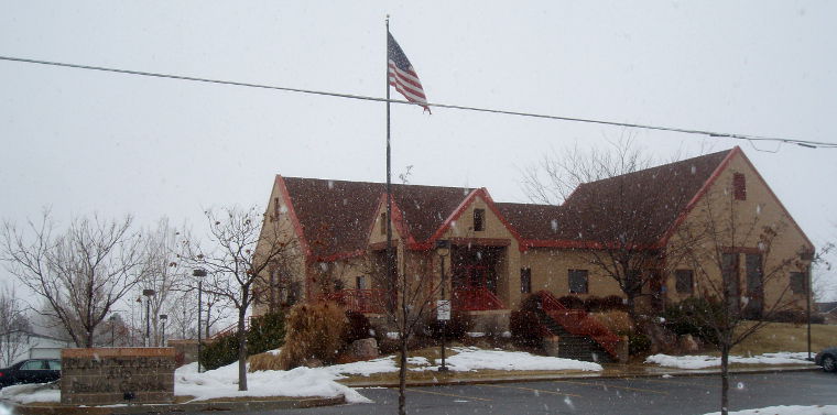 Plain City, UT: City Hall and the Senior Center City Hall in Plain City, Utah
