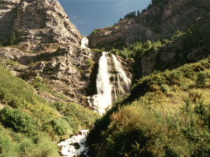 Provo Canyon Scenic Drive: A view of Bridal Veil Falls Bridal Veil Falls