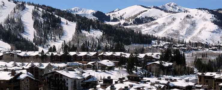 Deer Valley Resort: A view of the base area The base area at Deer Valley Resort