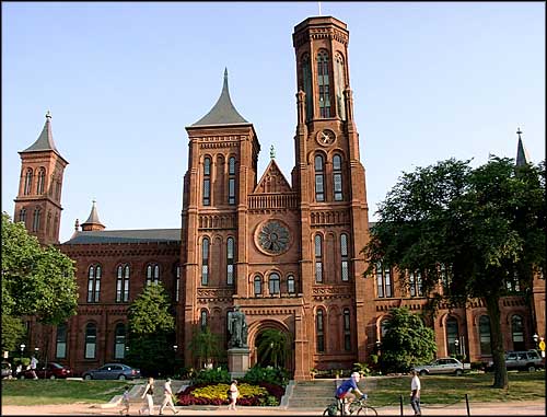 A view of Smithsonian Castle Smithsonian Castle, headquarters of the Smithsonian Institution
