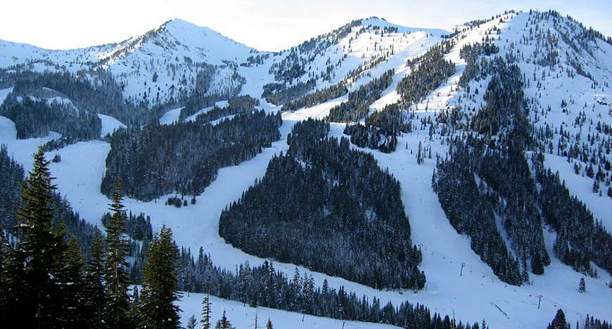 Washington Ski Areas: A view of Crystal mountain Ski Area Crystal Mountain