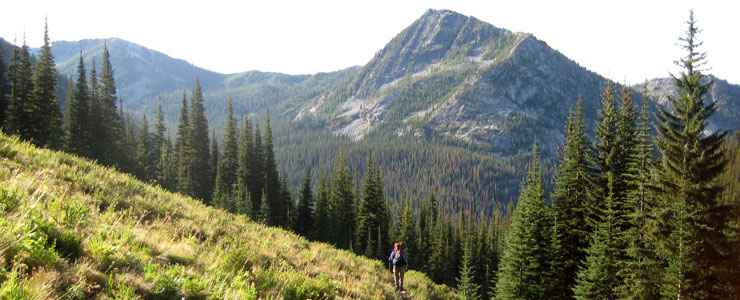 Hiking on Lake Chelan-Sawtooth Wilderness