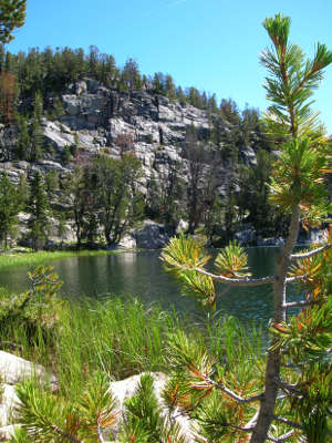 Beartooth Highway: A view of Cliff Lake Cliff Lake along the Beartooth Highway