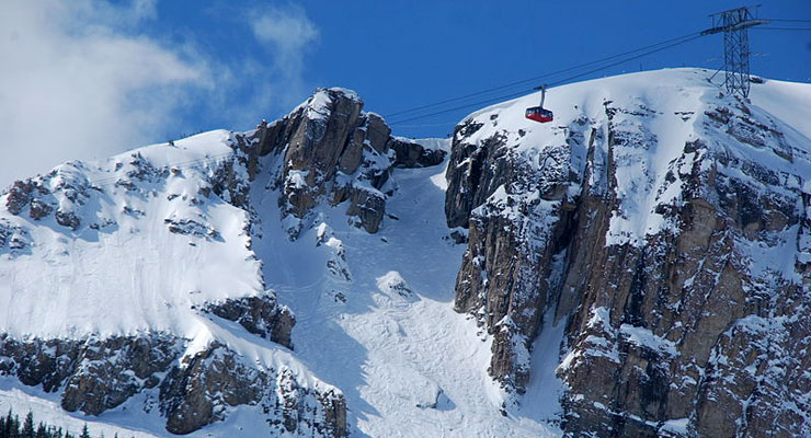 Jackson Hole Mountain Resort: A view of Corbet couloir, one of Jackson's black diamond runs Corbet Couloir, one of the expert runs at Jackson Hole Mountain Resort