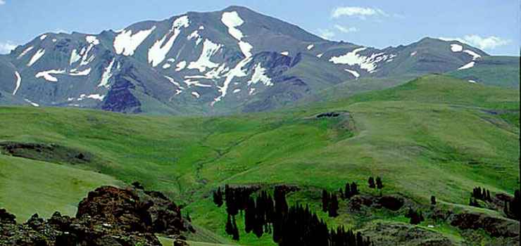 Washakie Wilderness: A view of Francs Peak Francs Peak, 13,153', highest peak in the Washakie Wilderness