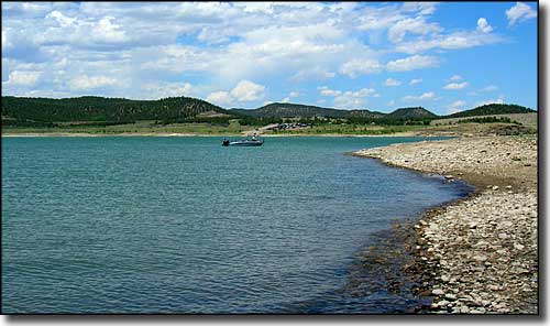 The south shore of Trinidad Lake