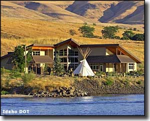 Lewis and Clark Discovery Center