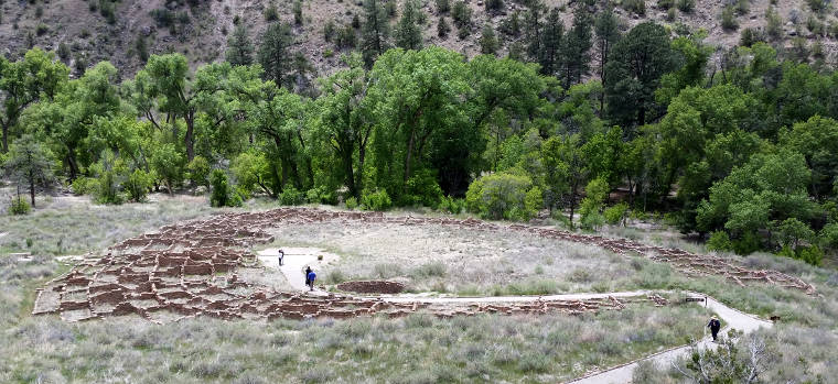 The ancient pueblo ruins of Tyuonyi
