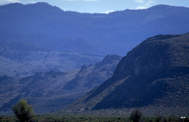 Lakeview District desert scene
