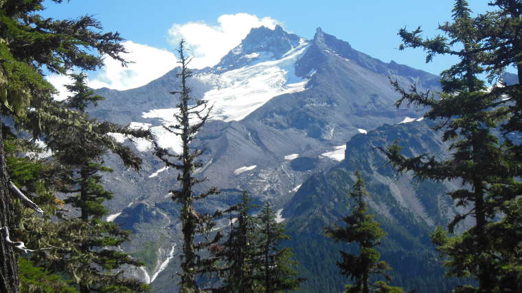 A view of Mount Jefferson from the Pacific Crest Trail
